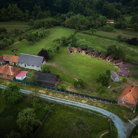 Casutele Din Grosi Otel Grosi  Dış mekan fotoğraf